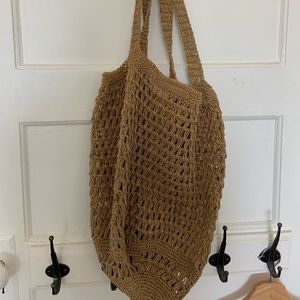 Billabong basket bag